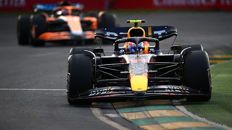 F1 News: Sergio Perez confident Ricciardo Red Bull deal "doesn't change anything"